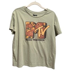 MTV Graphic Tee Size Large
